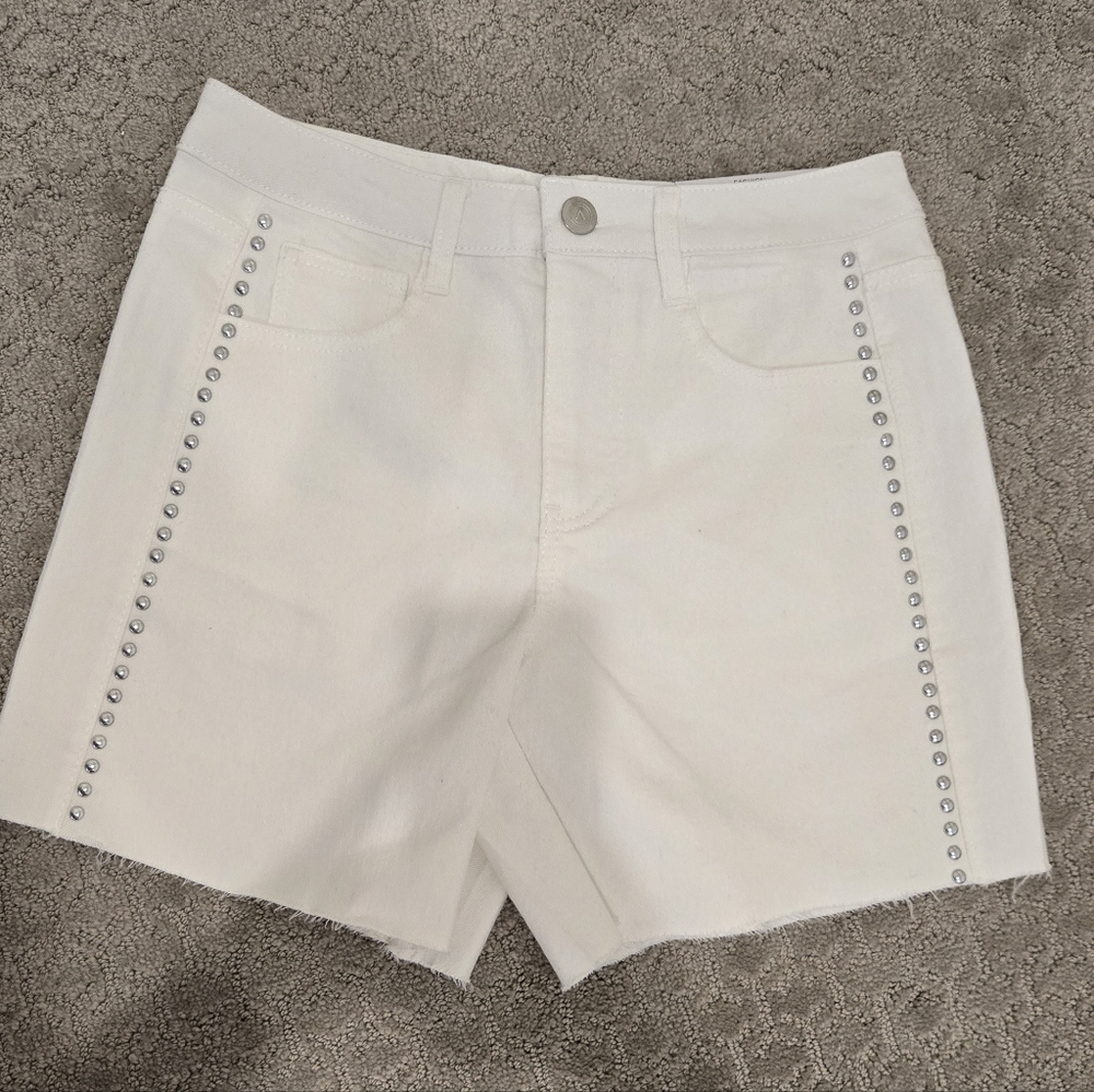 Elegant White Studded Jean Shorts